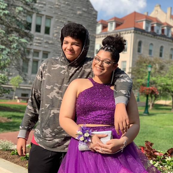 Meet your Posher, Julia - Picture 1 of 1